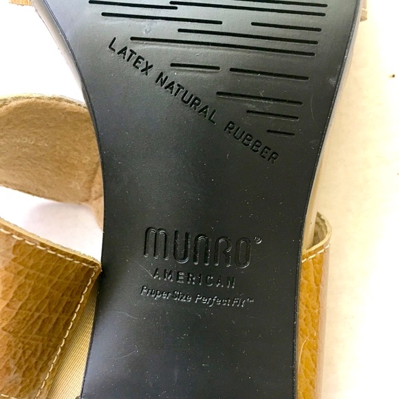 Tan sandals two straps Munro sandals beige tan color block heel open toe shoes - Picture 6 of 8